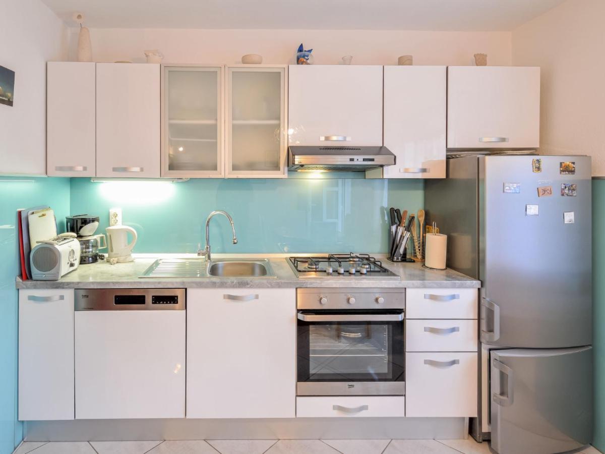 Apartment Ana - Brc100 By Interhome 수페타르 외부 사진